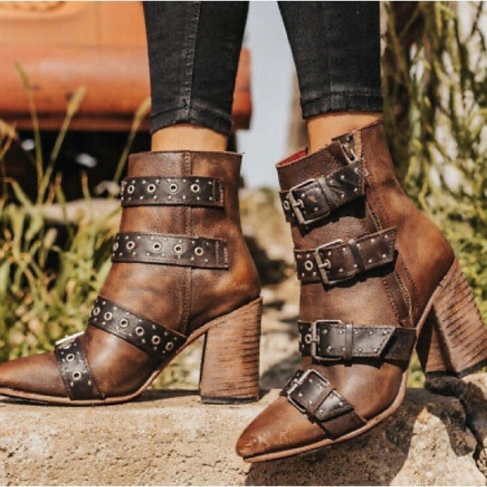 Freebird Boot Joust Ankle‎ Buckle Studded Leather Heeled Boho Brown 6 GUC